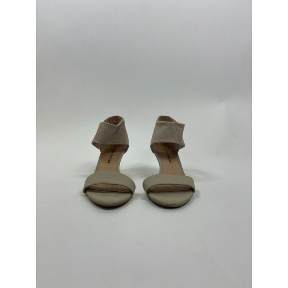 Moda Spana Nude Heels - Picture 4 of 7